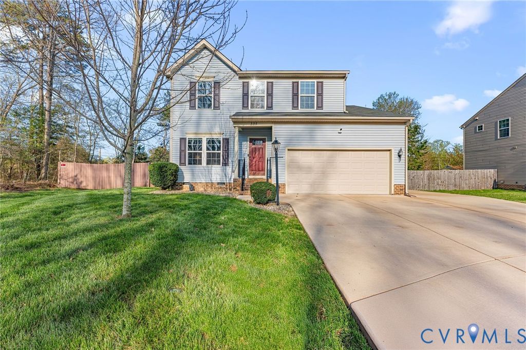325 Taylor Farm Ln, Sandston, VA 23150