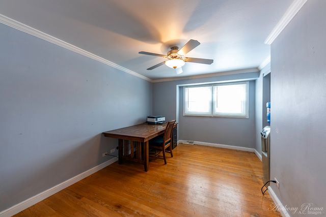 533 N Beck Road, Lindenhurst, IL 60046