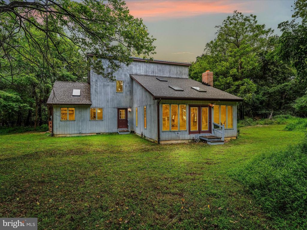 53 STONEHOUSE LN, Shepherdstown, WV 25443
