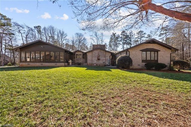 6955 Harlow Drive, High Point, NC 27263