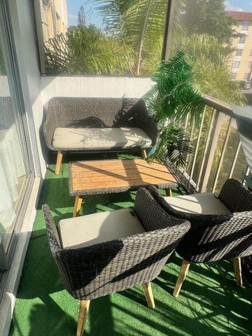 4174 Inverrary Dr 304, Lauderhill, FL 33319