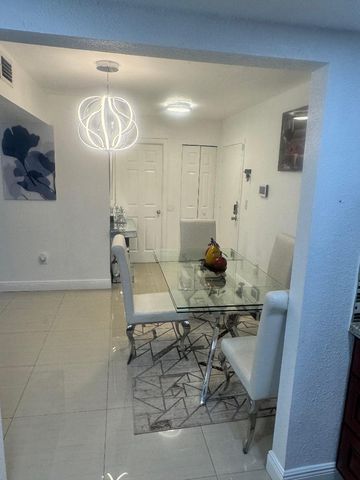 4174 Inverrary Dr 304, Lauderhill, FL 33319