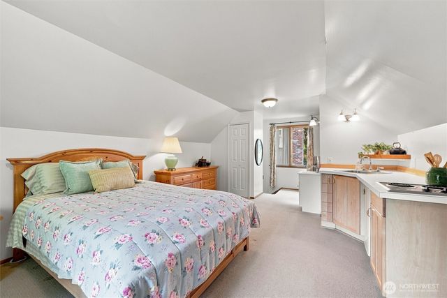 2615 93rd Place NE, Clyde Hill, WA 98004