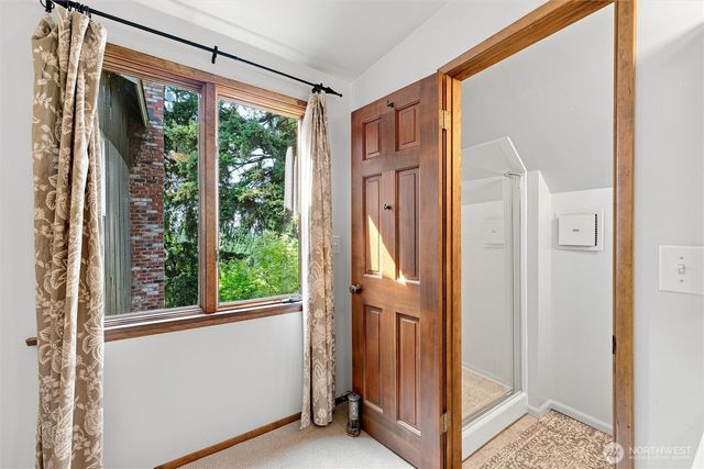 2615 93rd Place NE, Clyde Hill, WA 98004