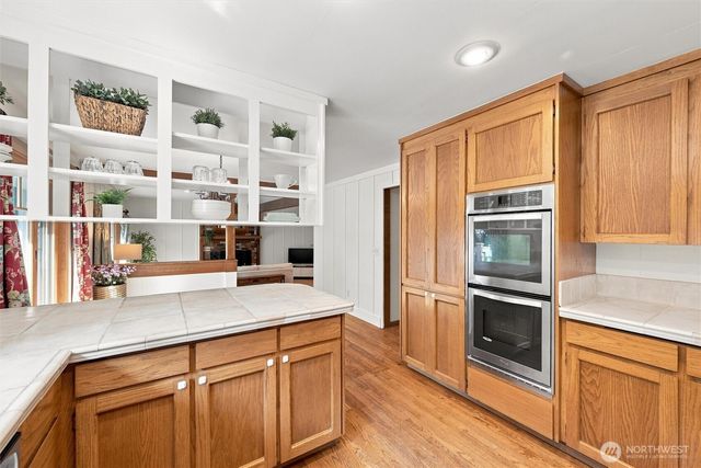 2615 93rd Place NE, Clyde Hill, WA 98004