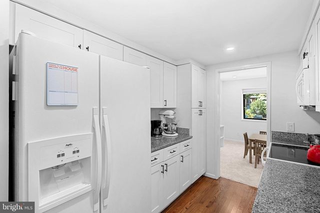 1629 BENTANA WAY, Reston, VA 20190