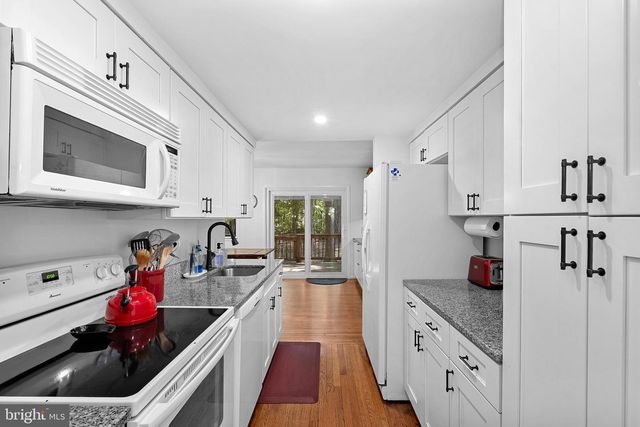 1629 BENTANA WAY, Reston, VA 20190