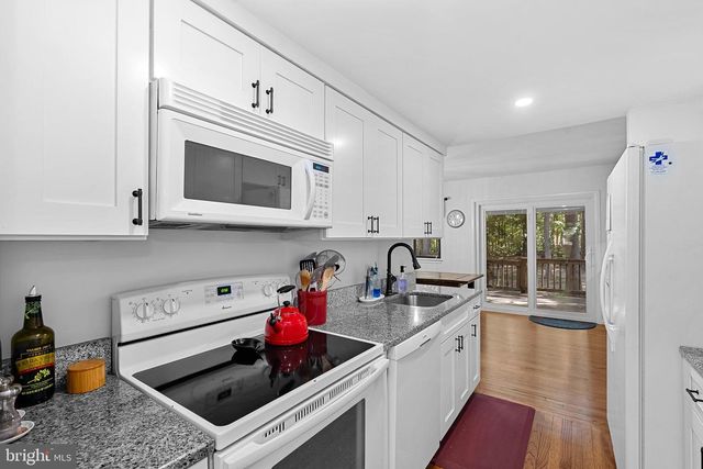 1629 BENTANA WAY, Reston, VA 20190