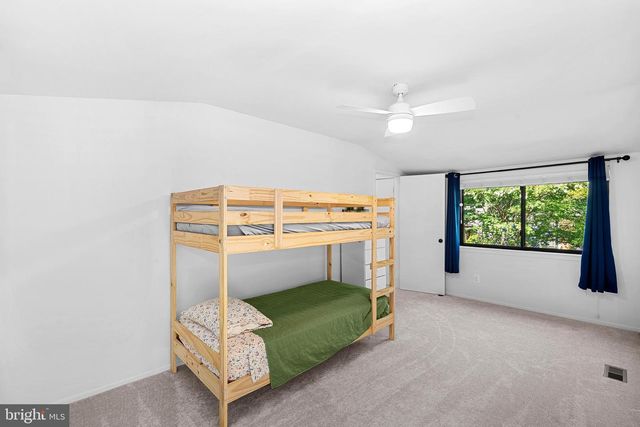 1629 BENTANA WAY, Reston, VA 20190