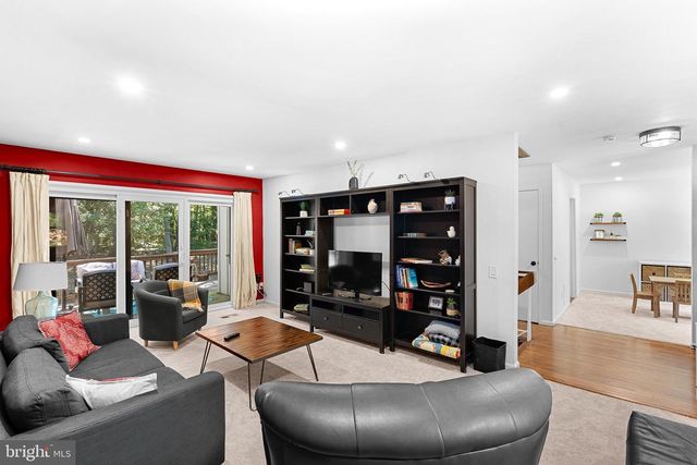 1629 BENTANA WAY, Reston, VA 20190