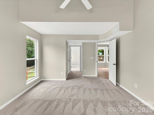 9716 Pernell Lane, Charlotte, NC 28213