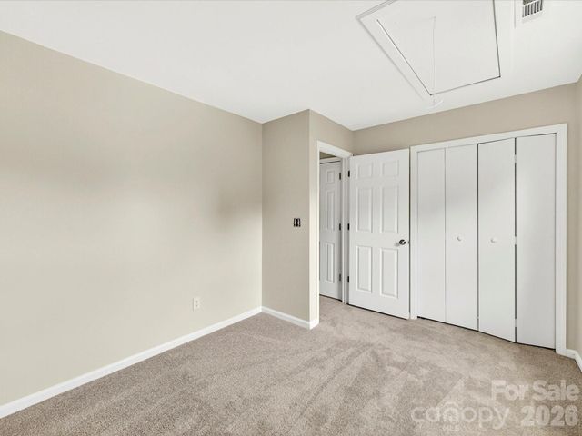 9716 Pernell Lane, Charlotte, NC 28213