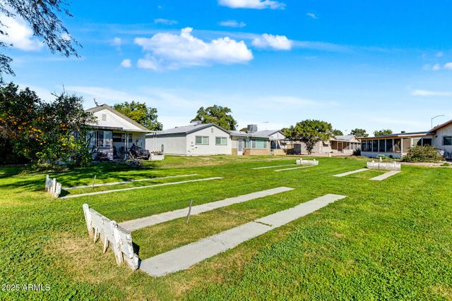 9919 N 97TH Drive A, Peoria, AZ 85345