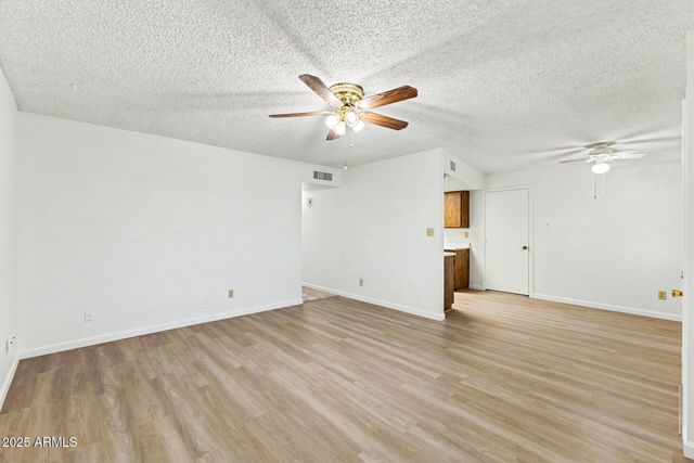 9919 N 97TH Drive A, Peoria, AZ 85345