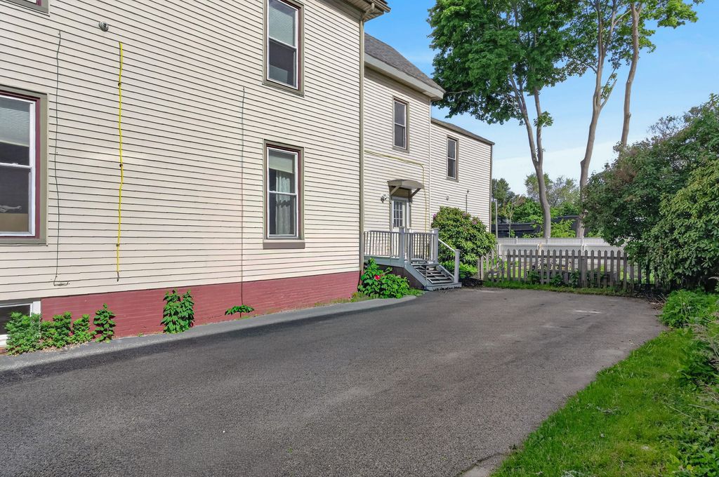 115 Woodford Street, Portland, ME 04103 — photo 4