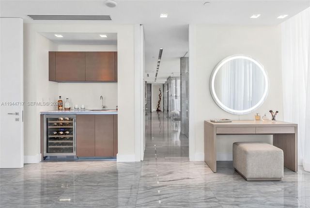 19575 Collins Ave 12, Sunny Isles Beach, FL 33160