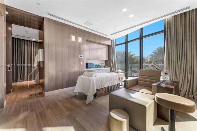 19575 Collins Ave 12, Sunny Isles Beach, FL 33160