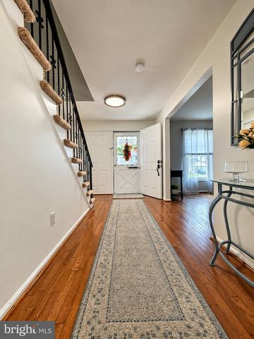 9 TINSMITH LN, Marlton, NJ 08053