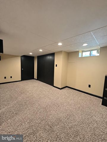 9 TINSMITH LN, Marlton, NJ 08053