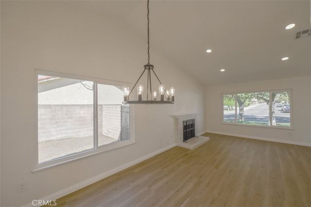211 W Columbine Avenue, Rialto, CA 92377