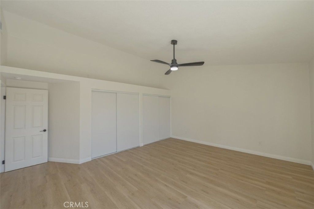 Image 15 of property listing at 211 W Columbine Avenue, Rialto, CA 92377