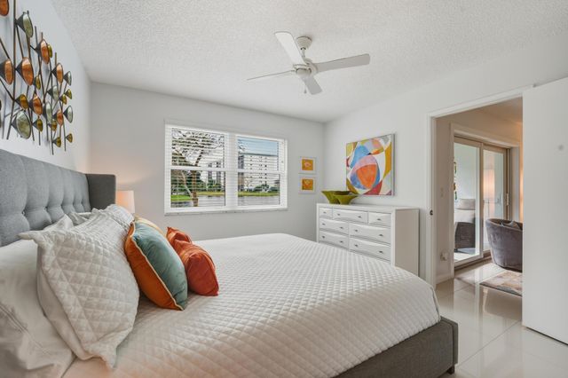 2226 N Cypress Bend Drive 102, Pompano Beach, FL 33069