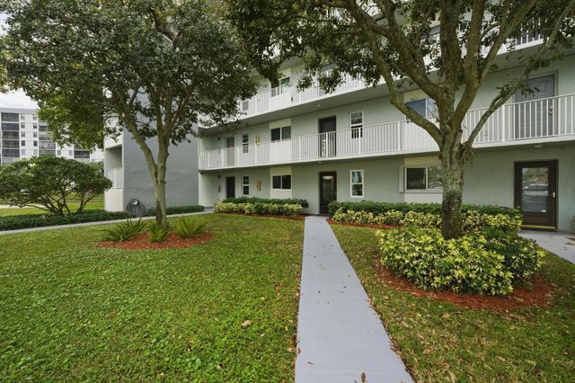 2226 N Cypress Bend Drive 102, Pompano Beach, FL 33069