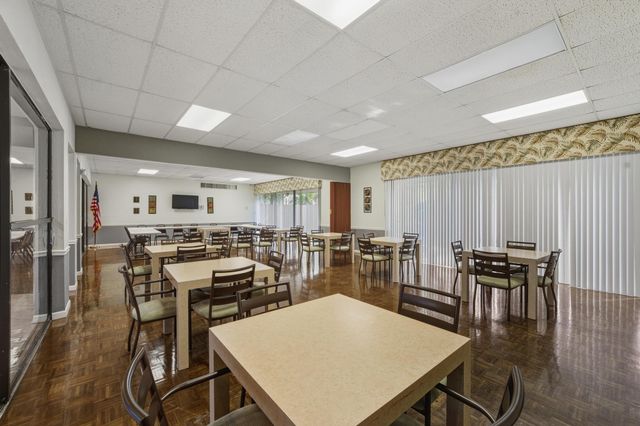 2226 N Cypress Bend Drive 102, Pompano Beach, FL 33069