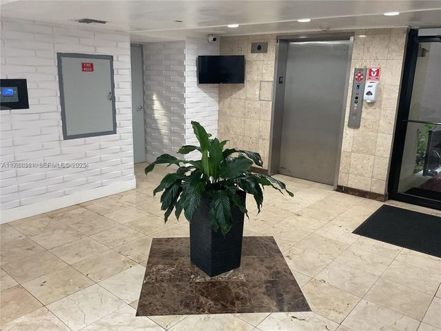 17011 N Bay Road 701, Sunny Isles Beach, FL 33160