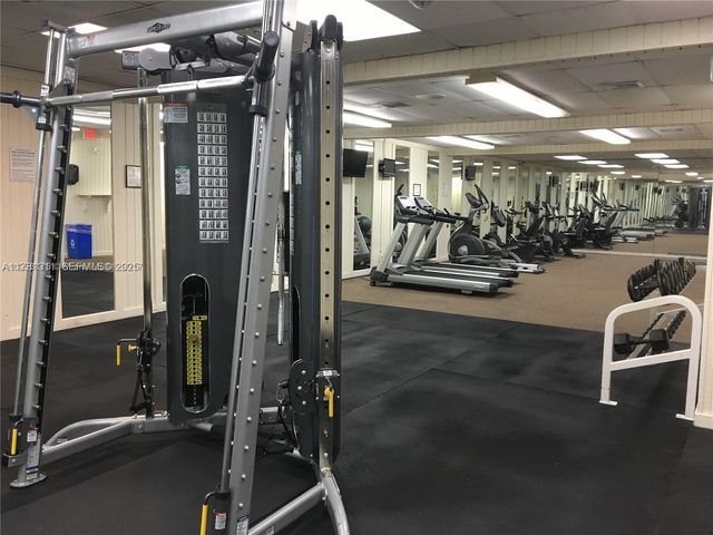 17011 N Bay Road 701, Sunny Isles Beach, FL 33160
