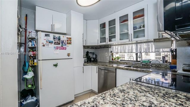 17011 N Bay Road 701, Sunny Isles Beach, FL 33160