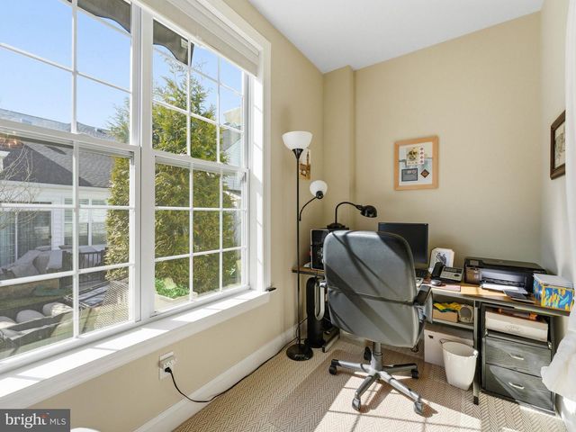 1747 LOCUST DR, Yardley, PA 19067