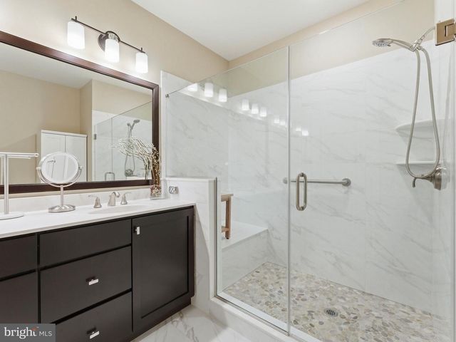 1747 LOCUST DR, Yardley, PA 19067