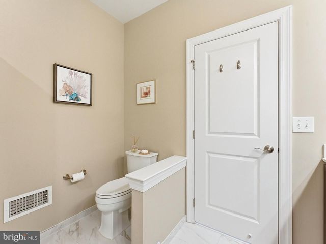 1747 LOCUST DR, Yardley, PA 19067