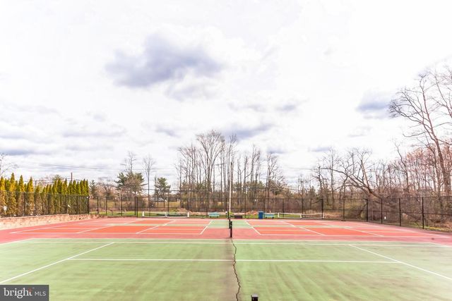 1747 LOCUST DR, Yardley, PA 19067