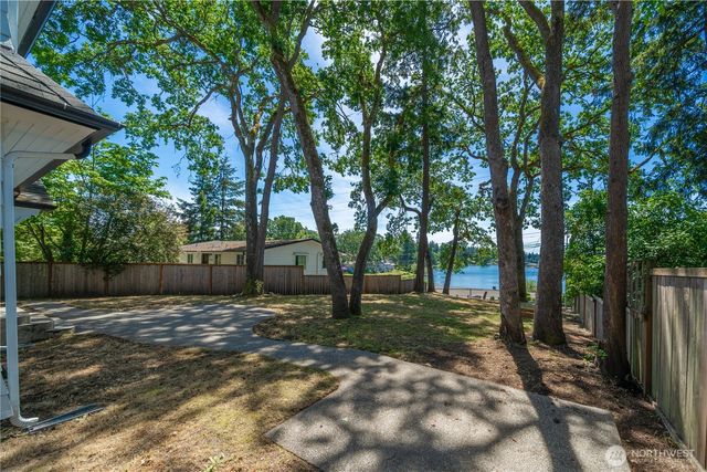 7409 Steilacoom Boulevard SW, Lakewood, WA 98499