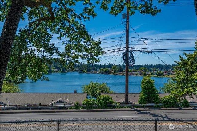 7409 Steilacoom Boulevard SW, Lakewood, WA 98499