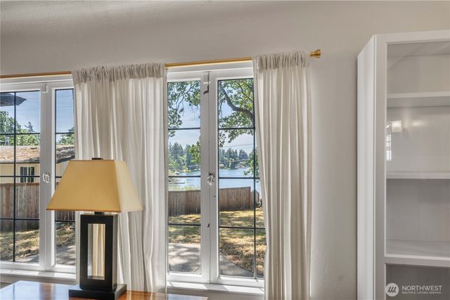 7409 Steilacoom Boulevard SW, Lakewood, WA 98499