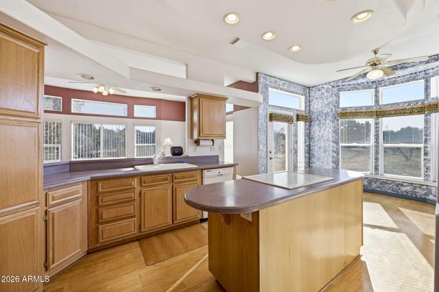 8850 HAPPY Trail, Show Low, AZ 85901