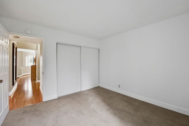 21228 21228 Gary Dr 105, Hayward, CA 94546