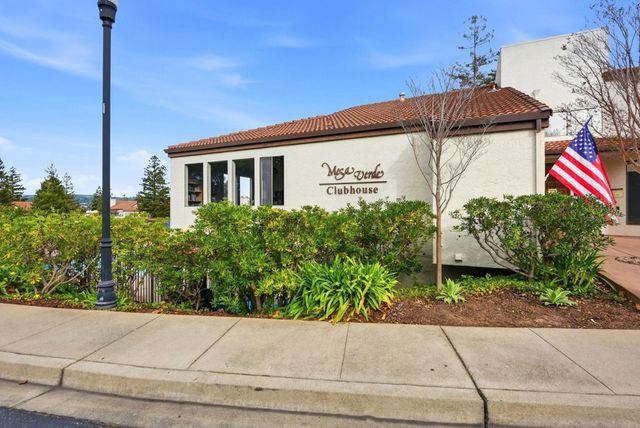 21228 21228 Gary Dr 105, Hayward, CA 94546