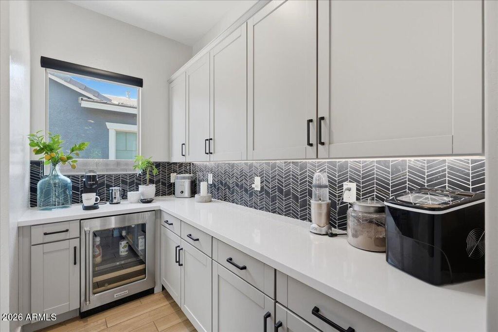 Image 10 of property listing at 22717 E Camacho Road, Queen Creek, AZ 85142
