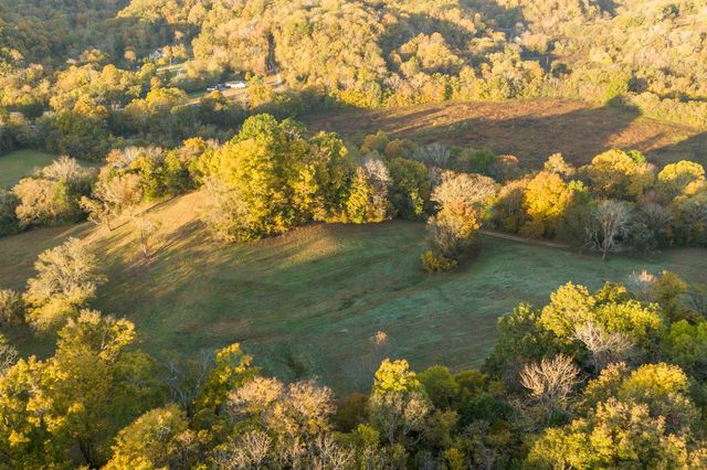 3899 Boston Theta Road, Thompsons Station, TN 37179