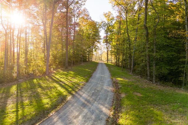 3899 Boston Theta Road, Thompsons Station, TN 37179