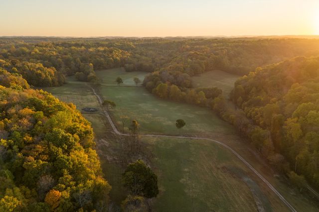 3899 Boston Theta Road, Thompsons Station, TN 37179