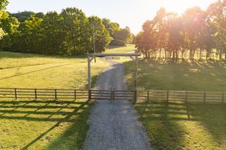 3899 Boston Theta Road, Thompsons Station, TN 37179