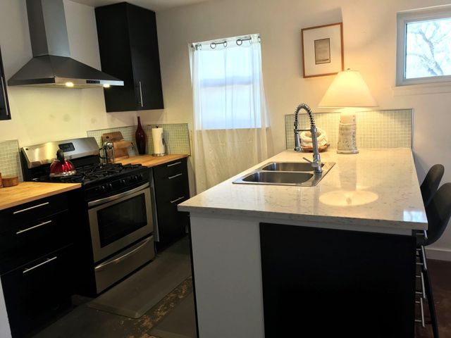 805 Terrell Hill DR A, Austin, TX 78704