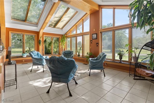 11950 Castleton Lane, Grafton, OH 44044