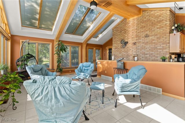 11950 Castleton Lane, Grafton, OH 44044