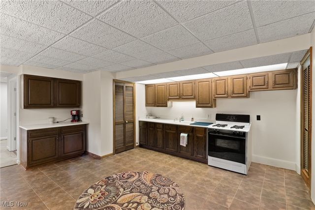 11950 Castleton Lane, Grafton, OH 44044